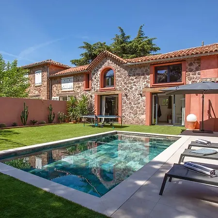 De 300m² Proche De La Plage Villa Saint-Raphael (Var)