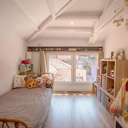 De 300m² Proche De La Saint-Raphaël
